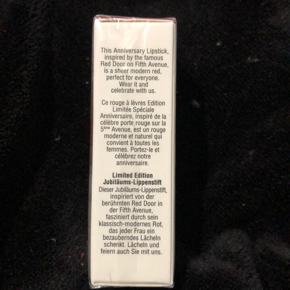 Lip - Picture 4 of 4